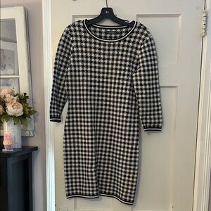 Ralph Lauren Black and White Long Sleeve Dress